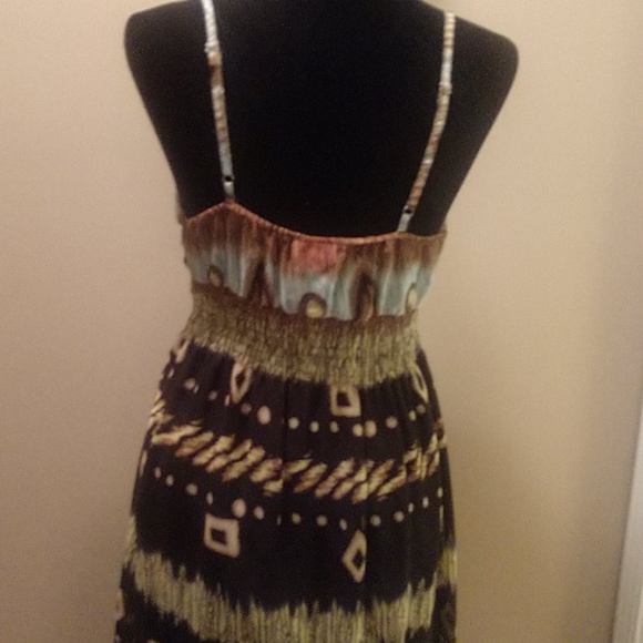 Sundress - Picture 3 of 4